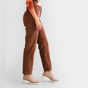 Gilded Intent 90's Straight Corduroy Pant size 34